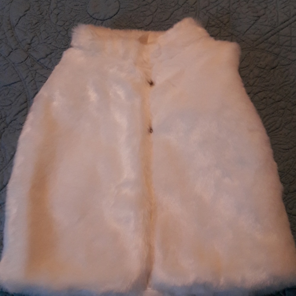 BRAND NEW Carter Vest